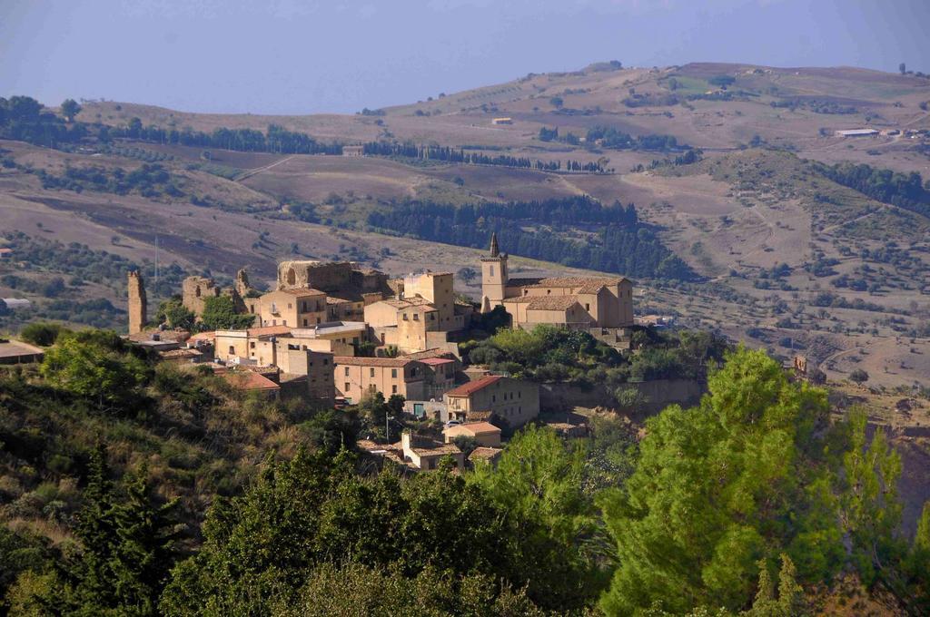 Casale Drinzi Villa Collesano Eksteriør bilde